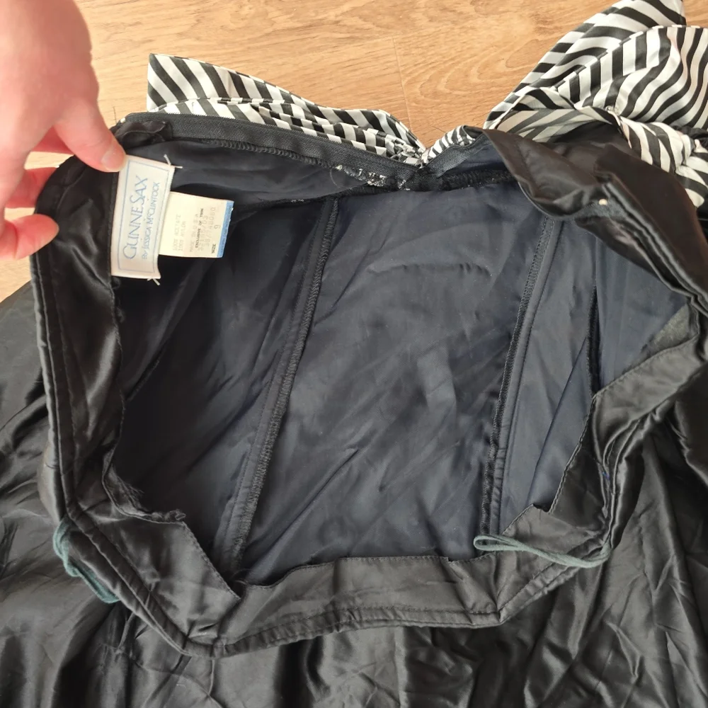 Vintage 80s Gunne Sax by Jessica McClintock Strapless Tiered Gown w Bow US 9 - Picture 10 of 16